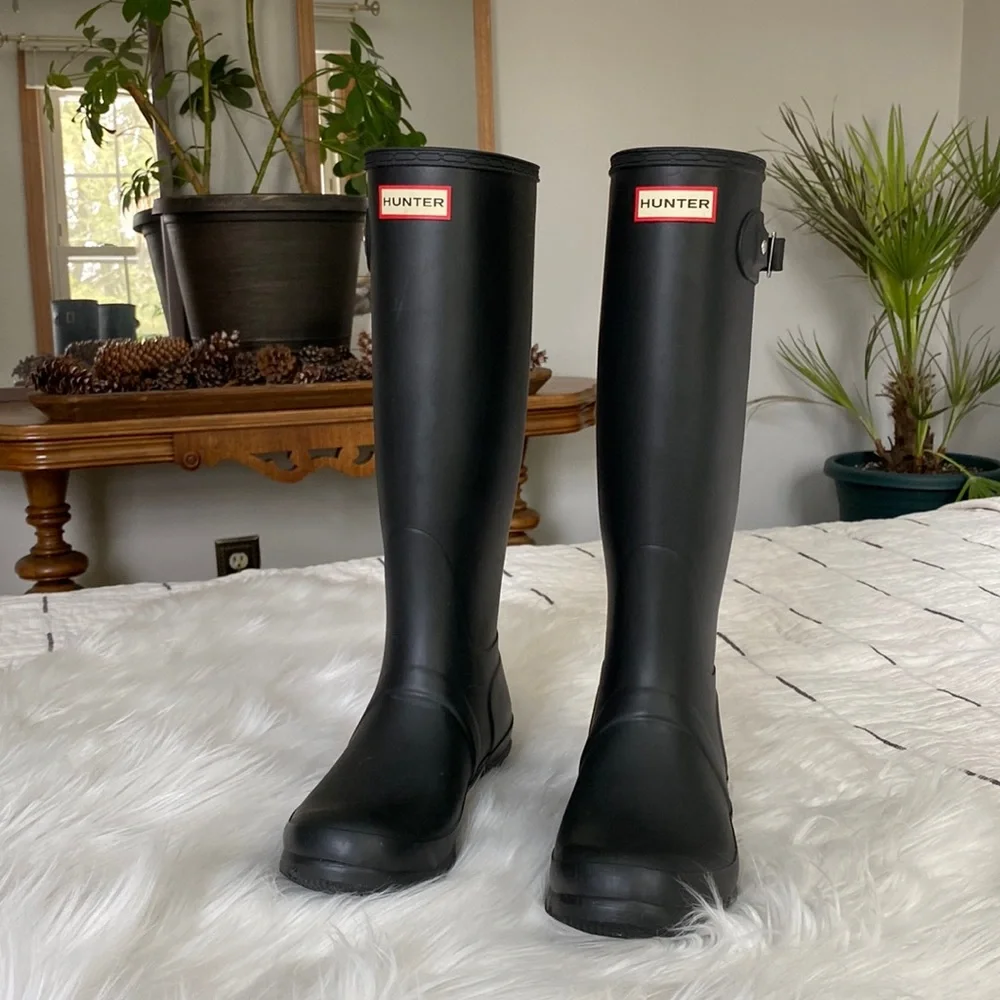 Women’s Original Tall Black Hunter Boots regular calf size - Picture 1 of 7